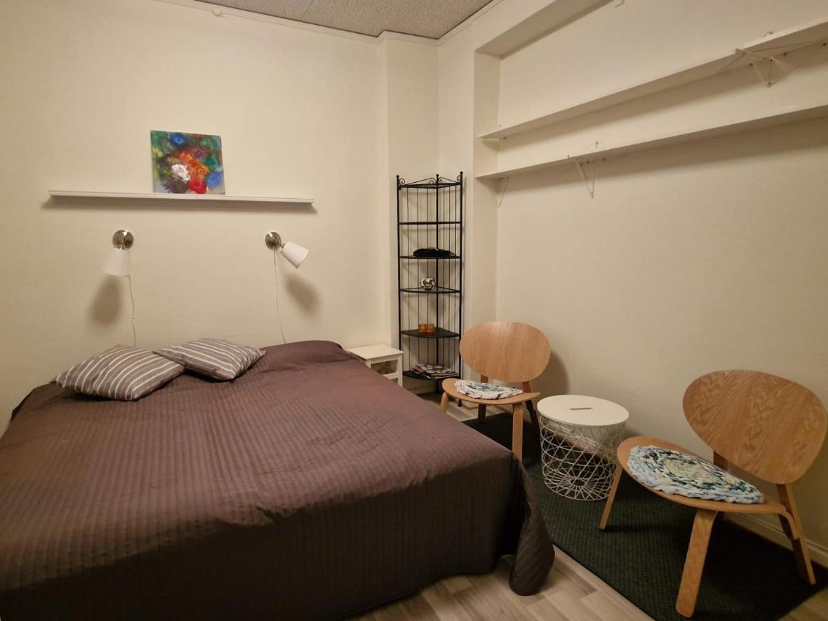 Brukshotellet Oeland - Vandrarhem Degerhamn Esterno foto